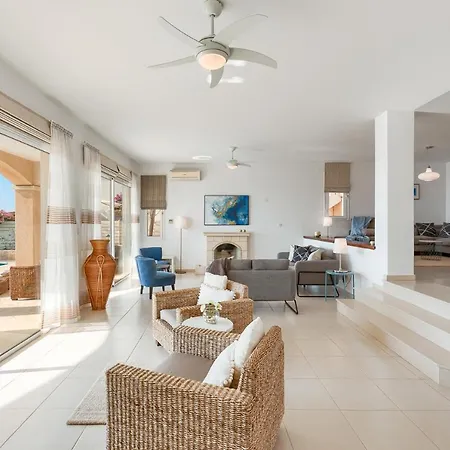 Vila Mia Paphos