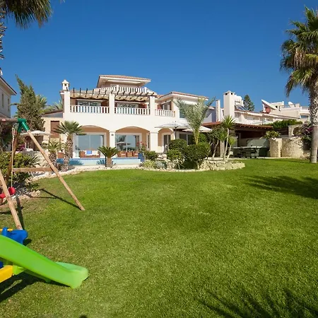 Villa Mia
